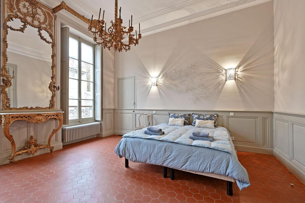 Le Vieux Sextier - Ac Clim - Lumineux - Wifi - Hypercentre Apartment Avignon Luaran gambar