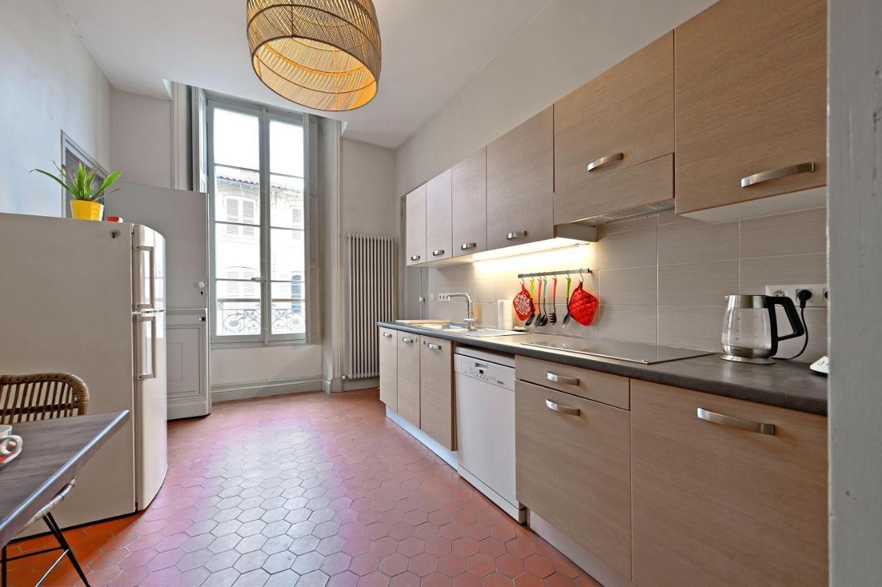 Le Vieux Sextier - Ac Clim - Lumineux - Wifi - Hypercentre Apartment Avignon Luaran gambar