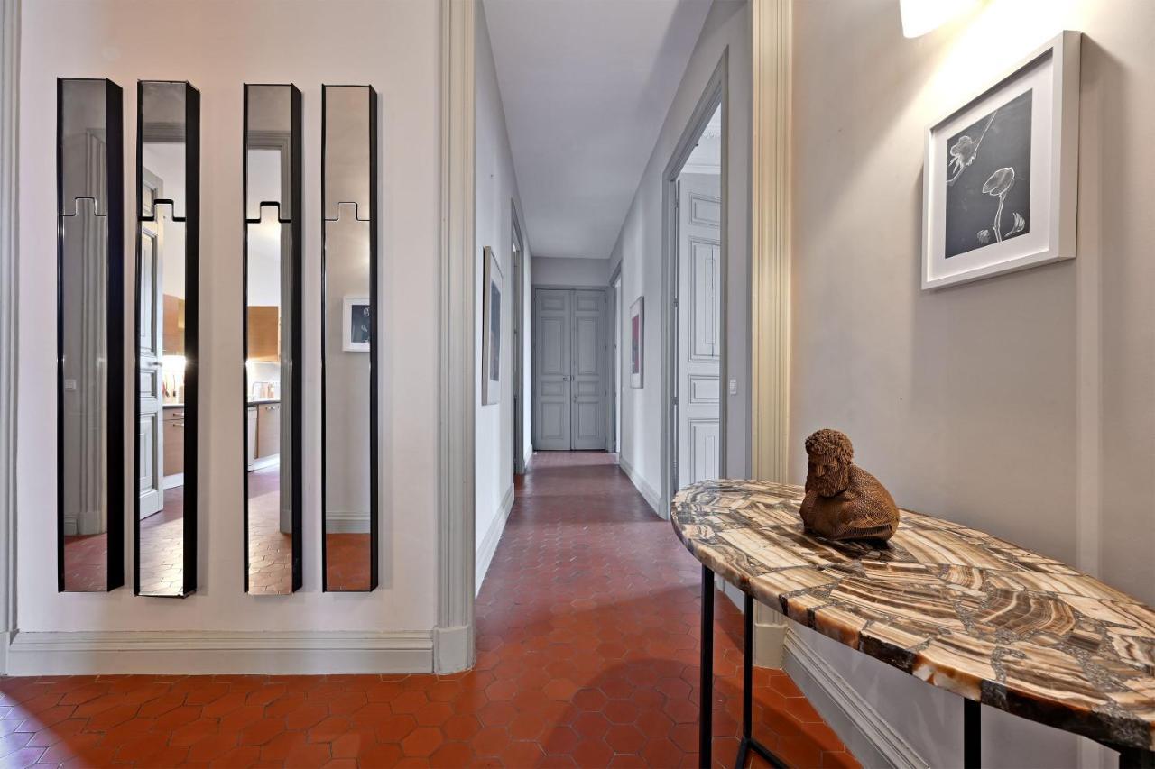 Le Vieux Sextier - Ac Clim - Lumineux - Wifi - Hypercentre Apartment Avignon Luaran gambar