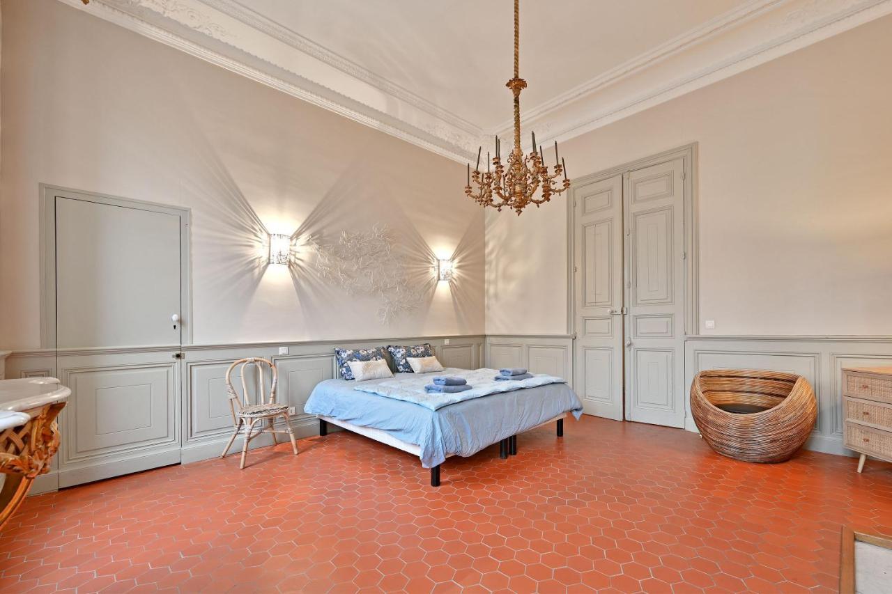Le Vieux Sextier - Ac Clim - Lumineux - Wifi - Hypercentre Apartment Avignon Luaran gambar
